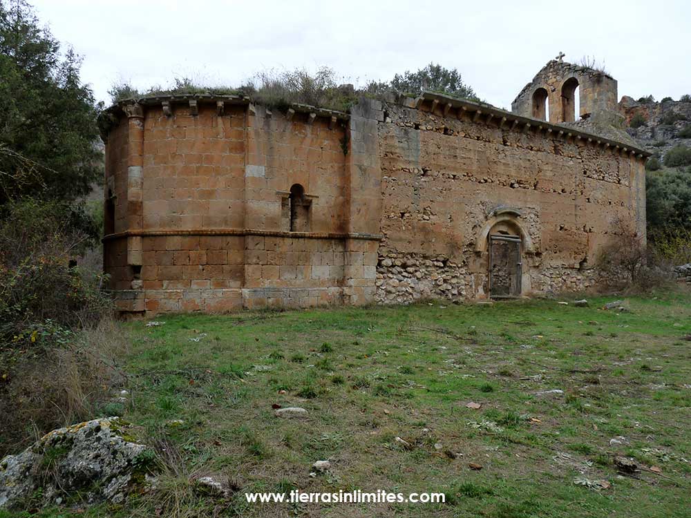La ermita del Casuar, único resto de un antiguo monasterio