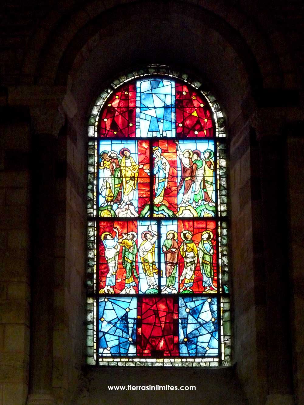 La vidriera del siglo XI